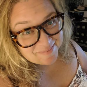 Meet your Posher, Wendy